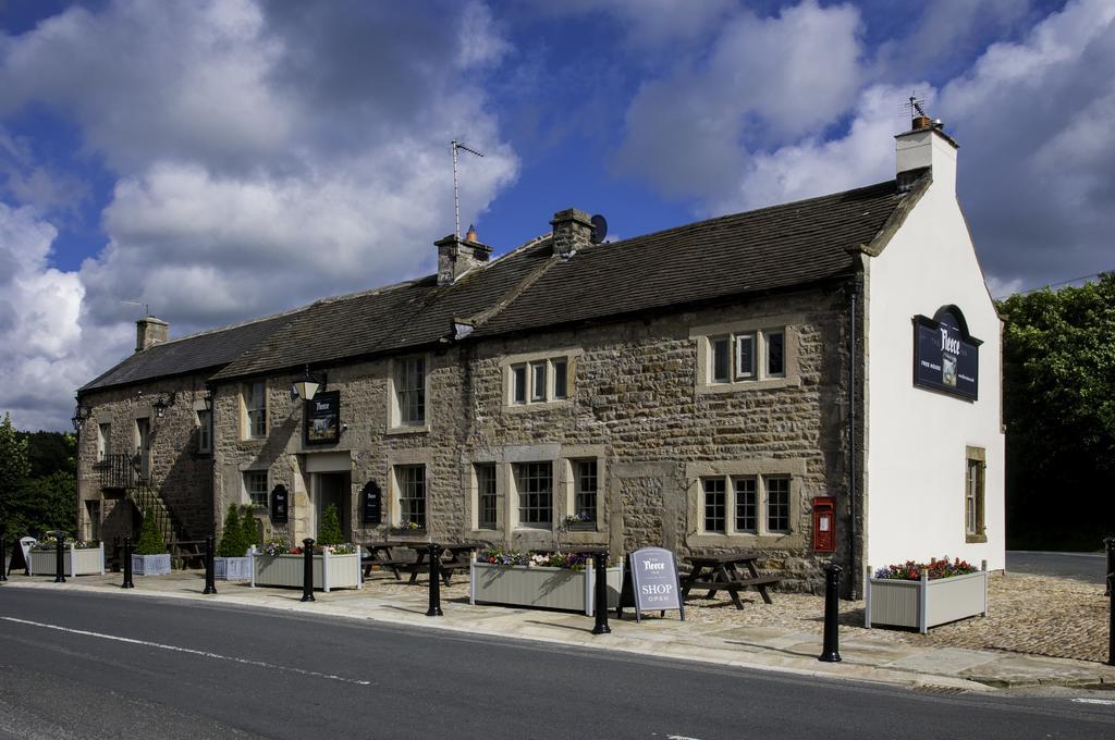 The Fleece Inn Shireshead Exterior foto